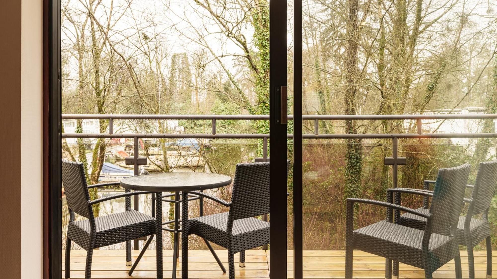 2 Bedroom Lake District Cottage At Windermere Marina Village Bowness-on-Windermere Buitenkant foto