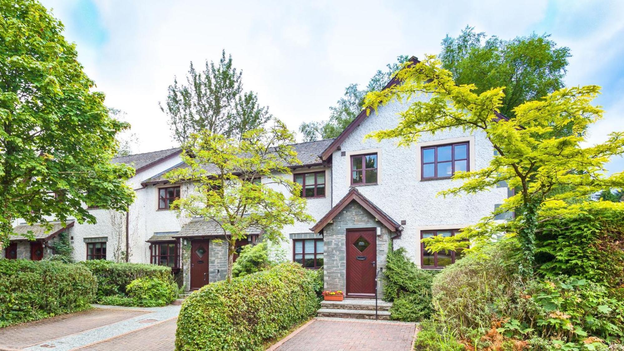 2 Bedroom Lake District Cottage At Windermere Marina Village Bowness-on-Windermere Buitenkant foto