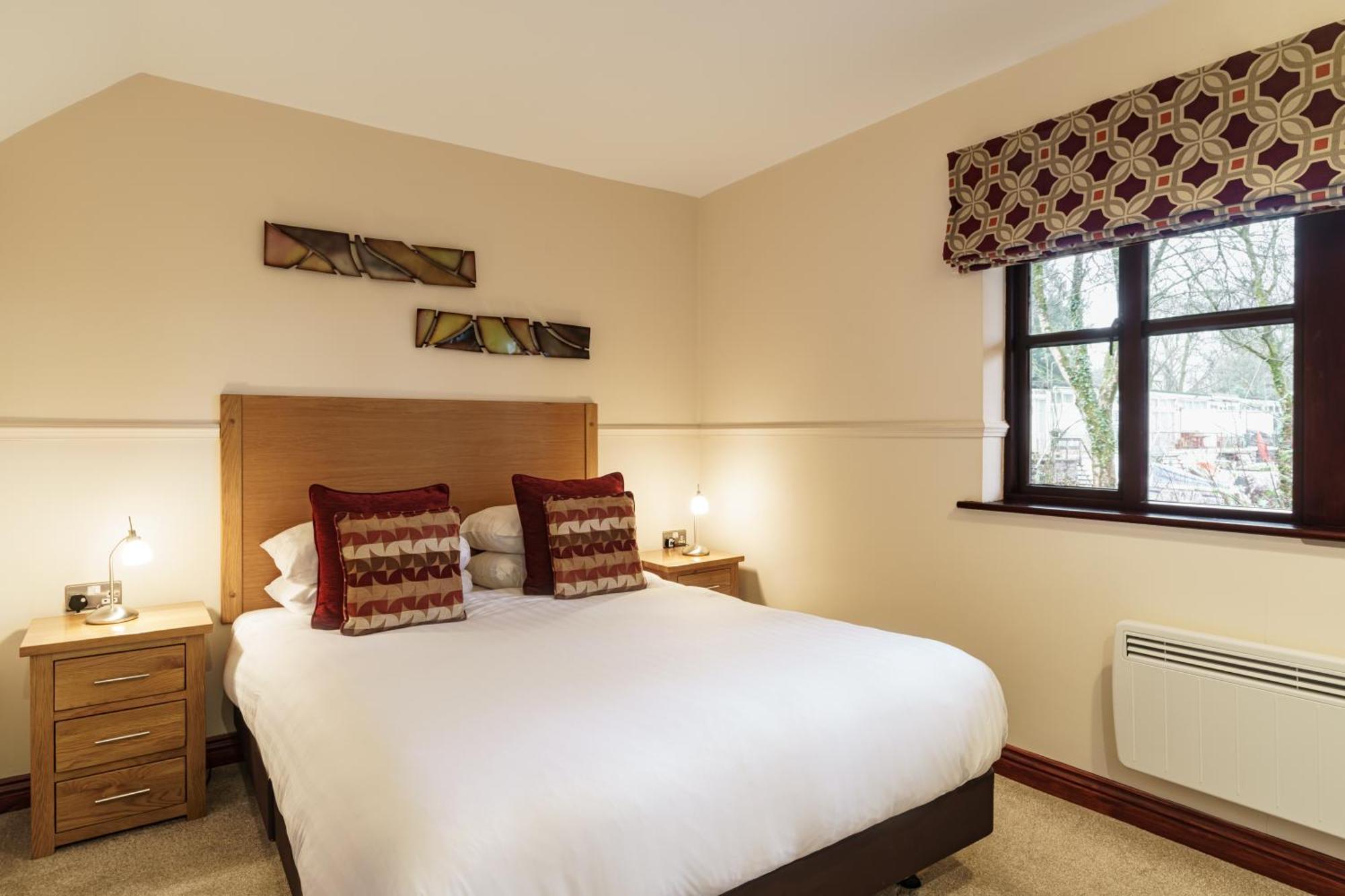 2 Bedroom Lake District Cottage At Windermere Marina Village Bowness-on-Windermere Buitenkant foto